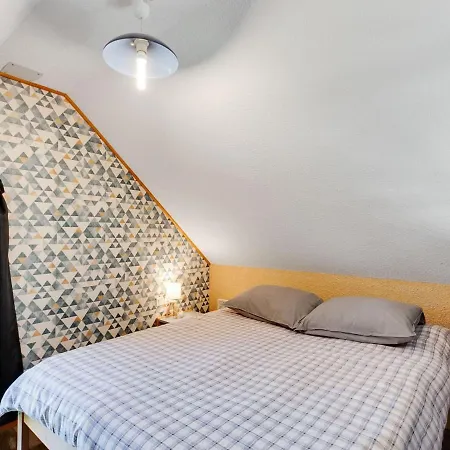 Holiday Home In Signy Le Petit With Covered Terrace * Signy-le-Petit