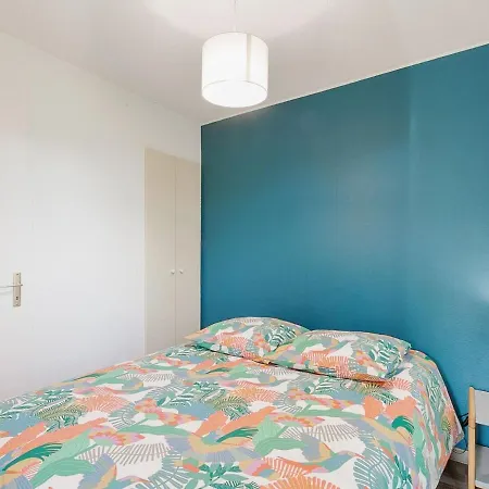Holiday Home In Signy Le Petit With Covered Terrace