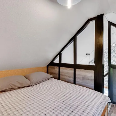 Holiday Home In Signy Le Petit With Covered Terrace *